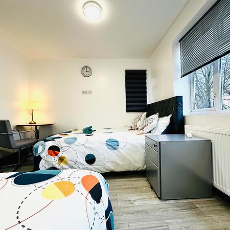 Great Place To Live In Dartford - Kent Aparthotel ภายนอก รูปภาพ