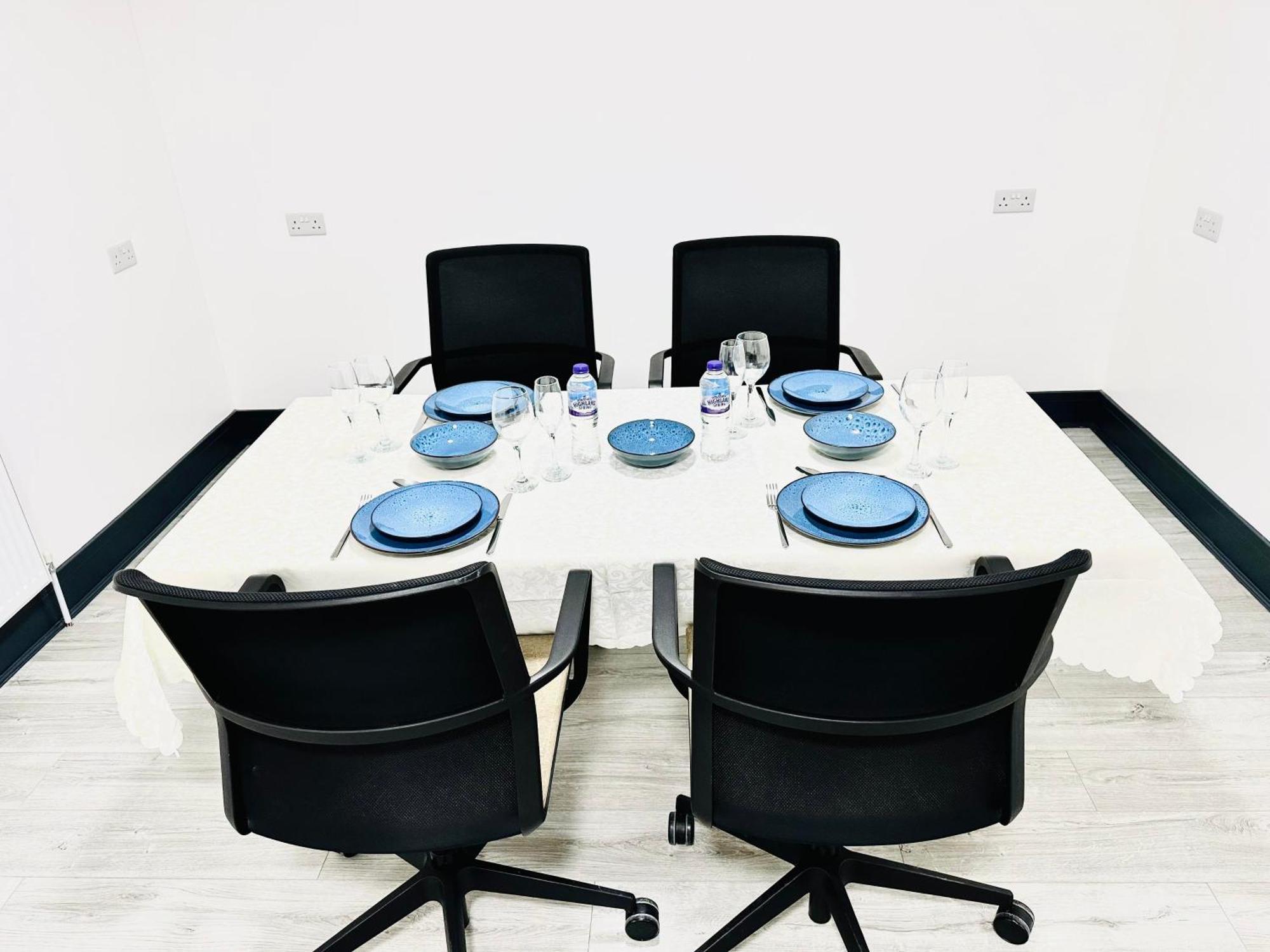 Great Place To Live In Dartford - Kent Aparthotel ภายนอก รูปภาพ